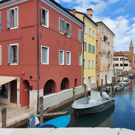 Canal Vena Apartsuite House Chioggia Bagian luar foto