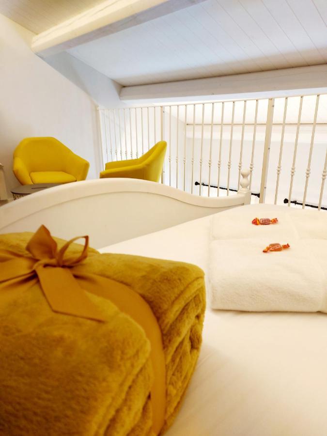 Canal Vena Apartsuite House Chioggia Bagian luar foto